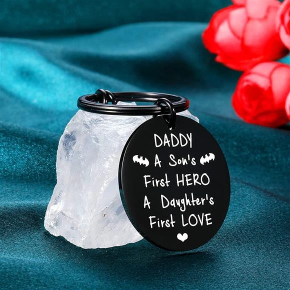 Fathers Day Keychain Gifts from Son Daughter to Daddy Christmas Valentine Gifts